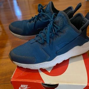 Nike Air Huarache Run Ultra